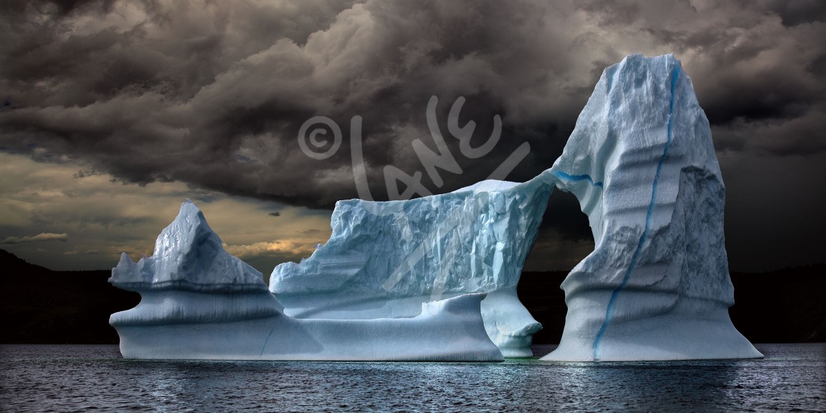 Wild Bight iceberg west panorama